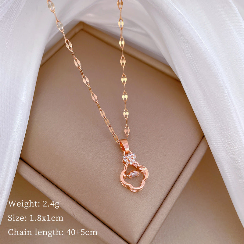 Luxury Minimalist Sweet Geometric Rhinestone Pendant Necklace for Women Titanium Steel O-Chain