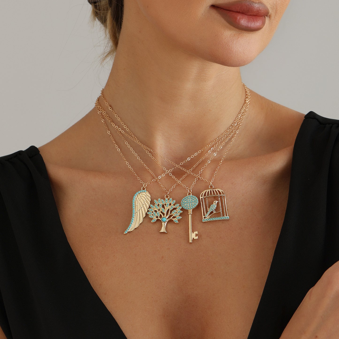 Vintage Geometric Tree of Life Alloy Necklace with Turquoise Inlay Plated Finish