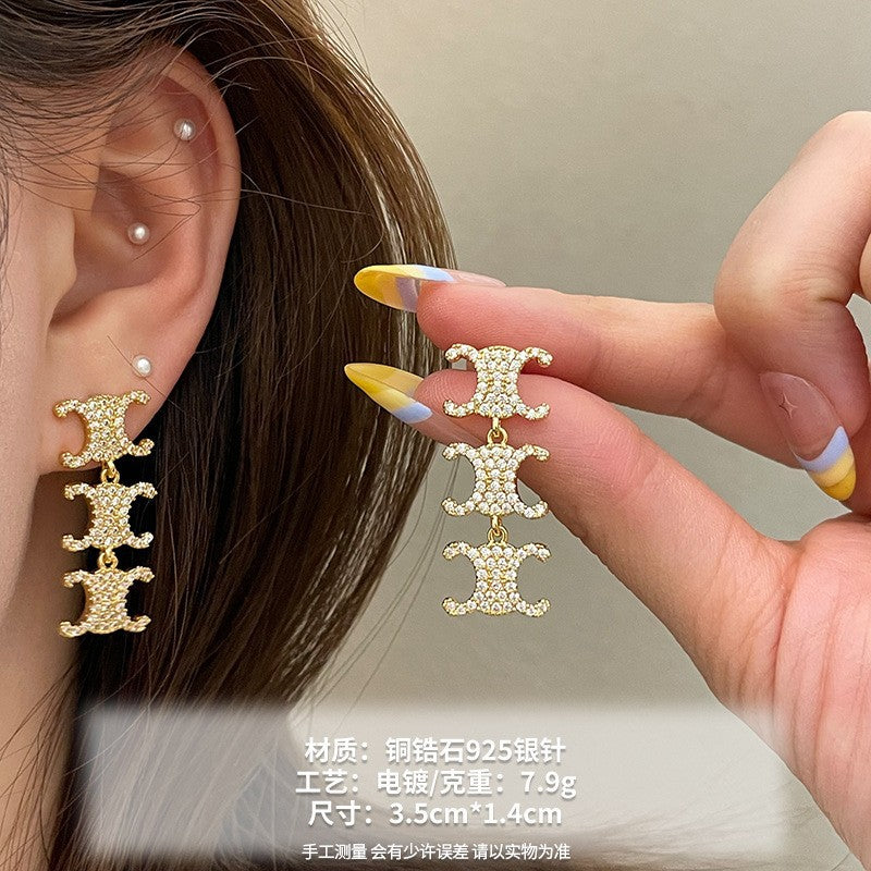 Luxury Minimalist Letter-Shape Gold-Plated Copper Stud Earrings for Women with Hypoallergenic Finish