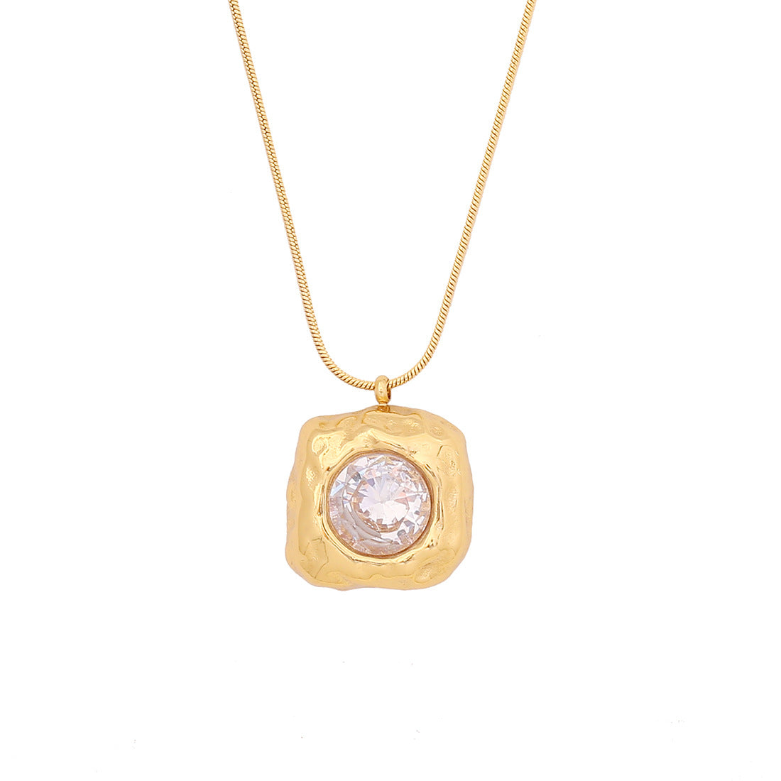 Collana con ciondolo a farfalla irregolare geometrica alla moda in acciaio inossidabile con finitura galvanica da donna