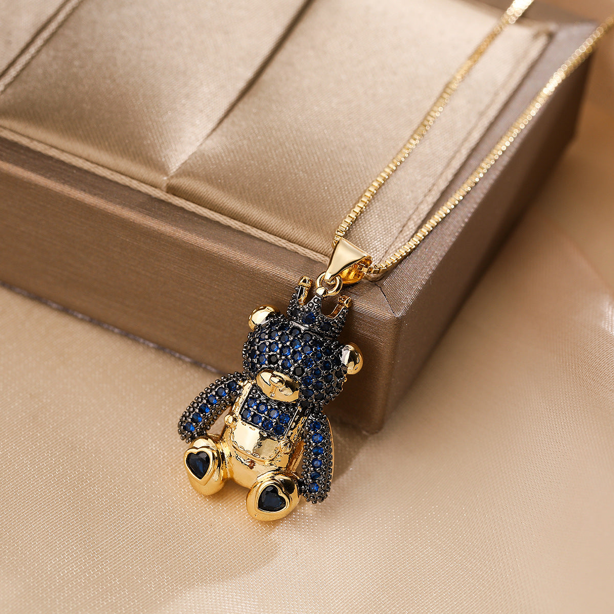 Minimalist Bear-Shaped Copper Pendant Necklace with 18K Gold Plating and Zircon Accents for Women