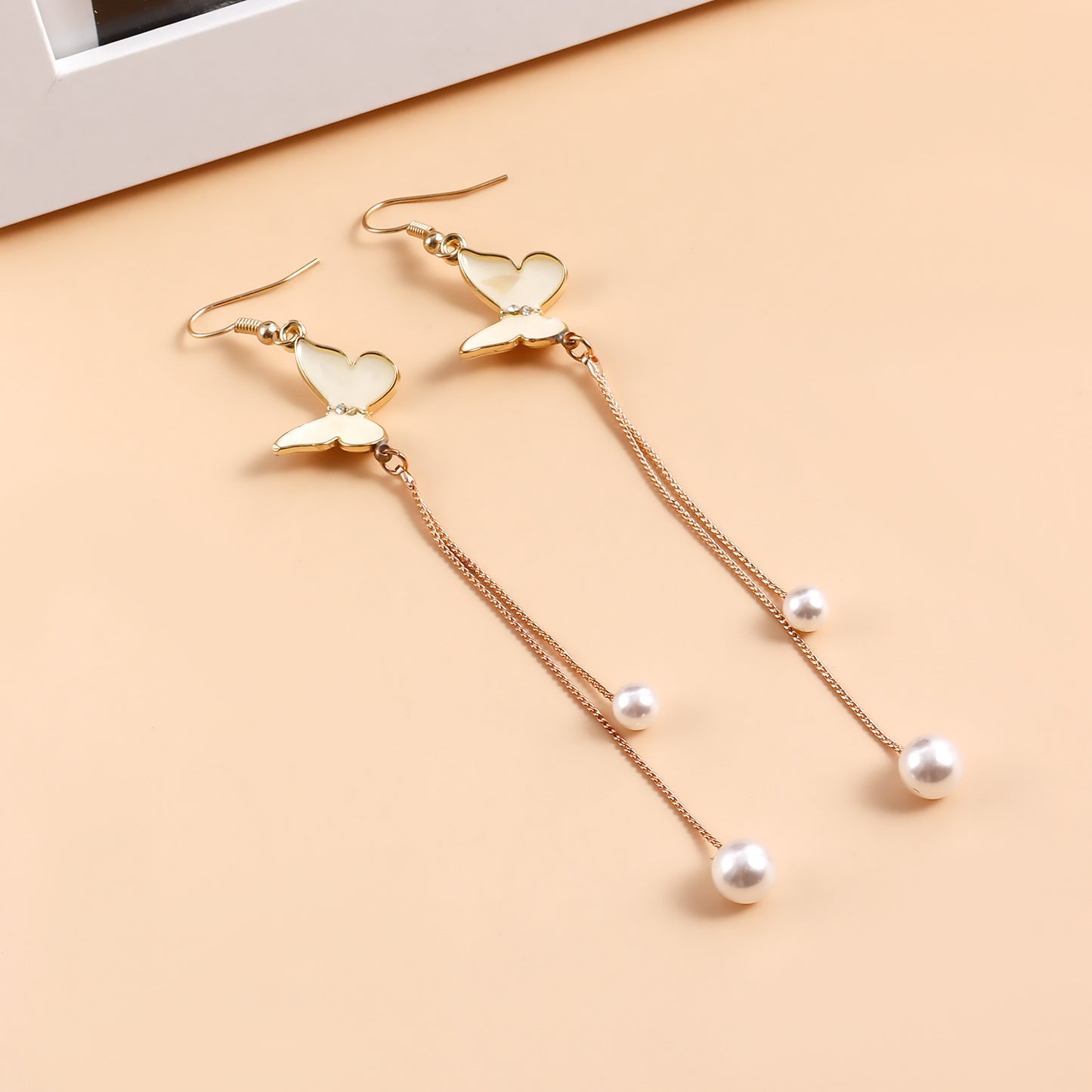 Vintage-Style Long Tassel Earrings with Simulated Pearl and Butterfly Design in Alloy with Plated Finish for Women