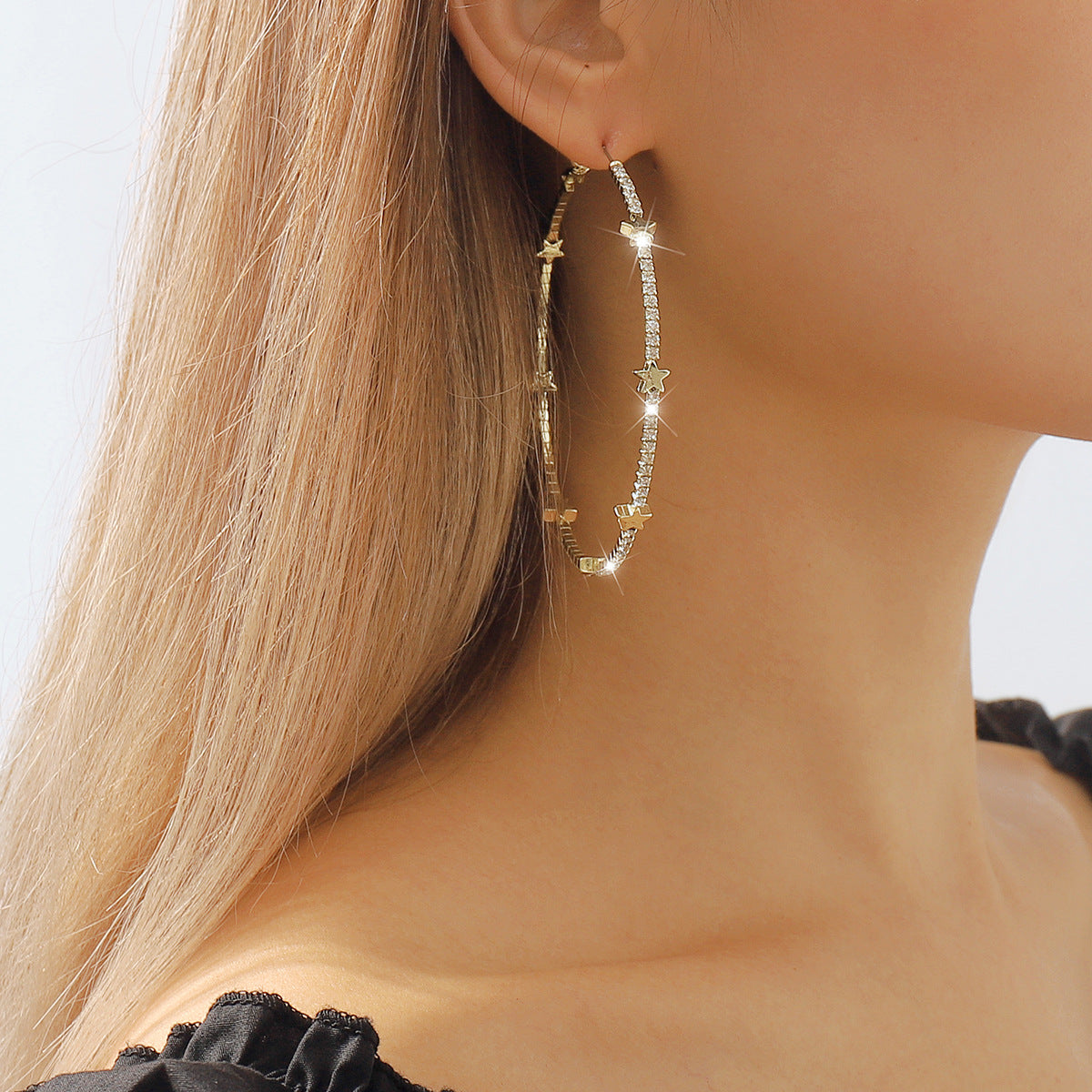 Sweet-Edgy Geometric Star Stud Earrings for Women with Rhinestone Inlay and Gold Plated Copper Base
