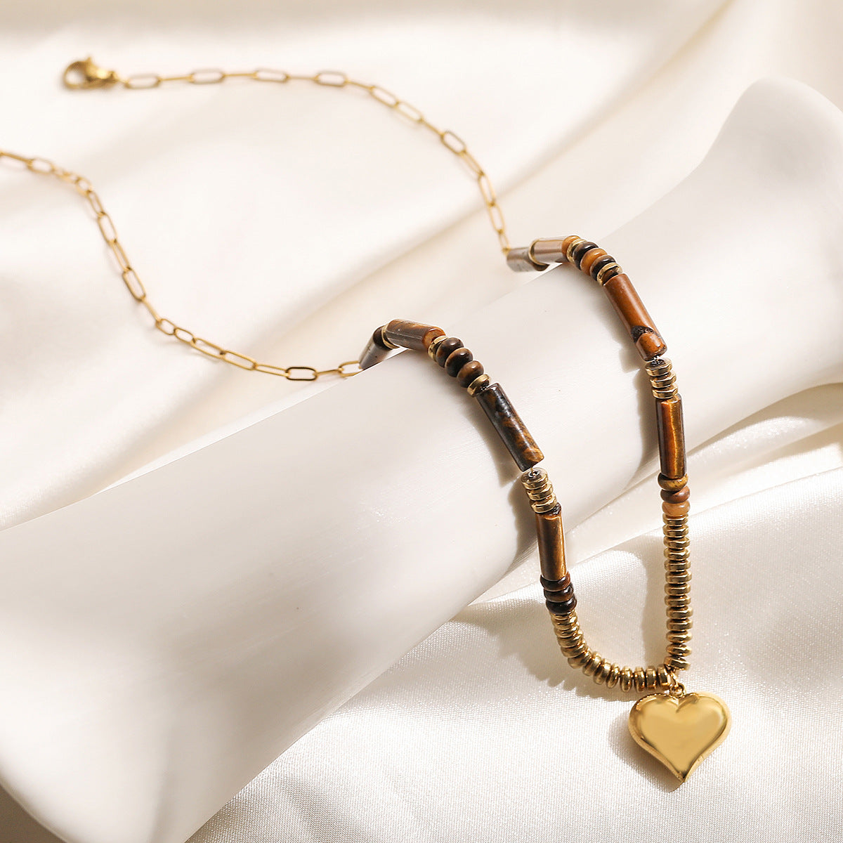 Collana Pendente Minimalista a Occhio di Tigre Geometrico in Acciaio Inossidabile con Ciondolo a Cuore da Donna