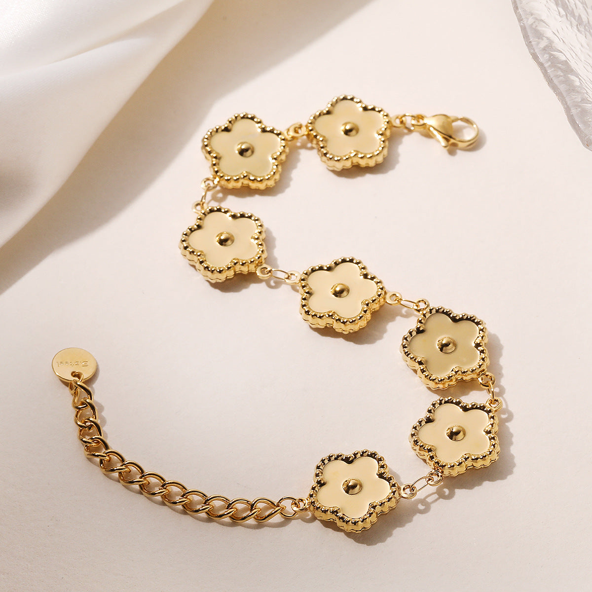 Vintage Elegant 18K Gold Plated Floral Stainless Steel Bracelet for Women