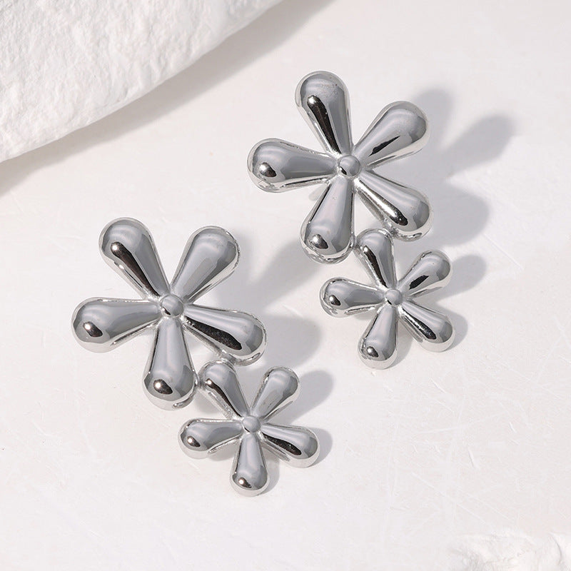 Sweet Floral Stainless Steel Stud Earrings with Plated Finish for Women