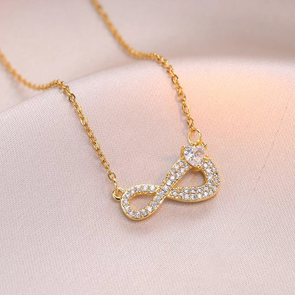 Collana Minimalista da Donna in Acciaio al Titanio con Lettera, Intarsi in Zircone e Catena a O Lucida