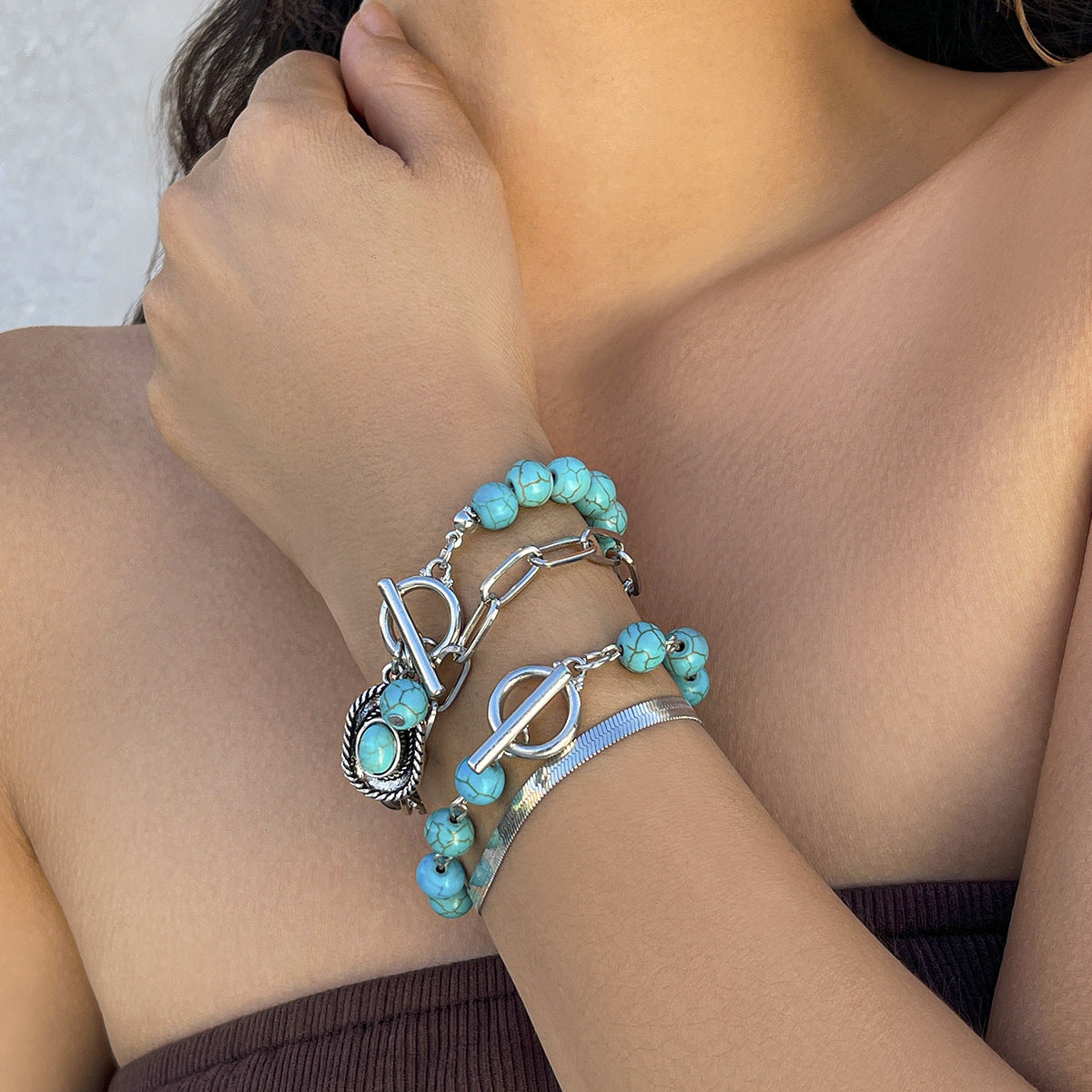 Set di braccialetti vintage bohémien geometrici in lega con catena a serpente, nappe e design asimmetrico