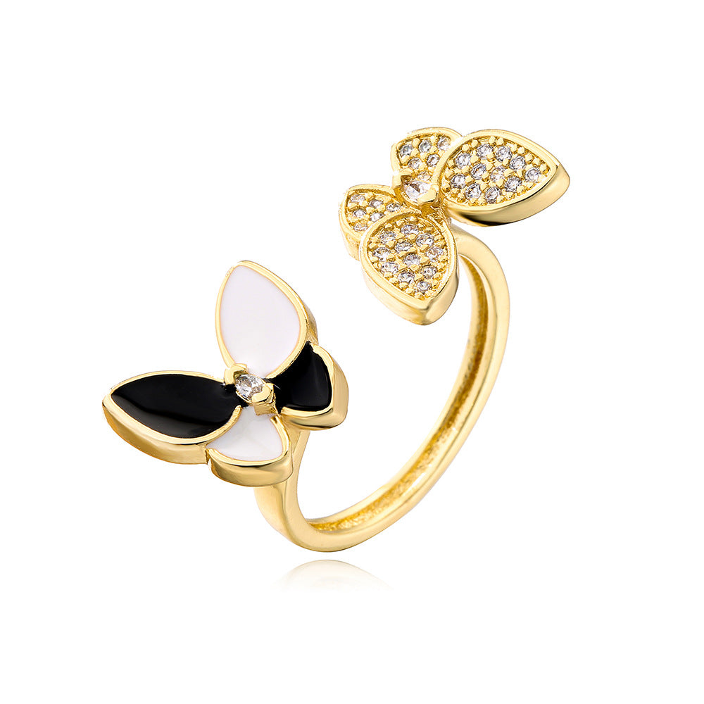 Anello Minimalista a Forma di Farfalla in Rame Placcato Oro 18K con Accenti di Zirconi Micro-Pave per Donna