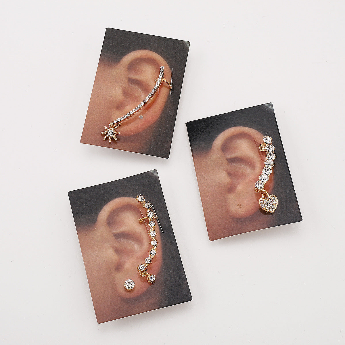 Elegante Ear Cuff Curvo da Donna in Lega con Intarsio di Strass, Orecchini d'Impatto alla Moda e Versatili