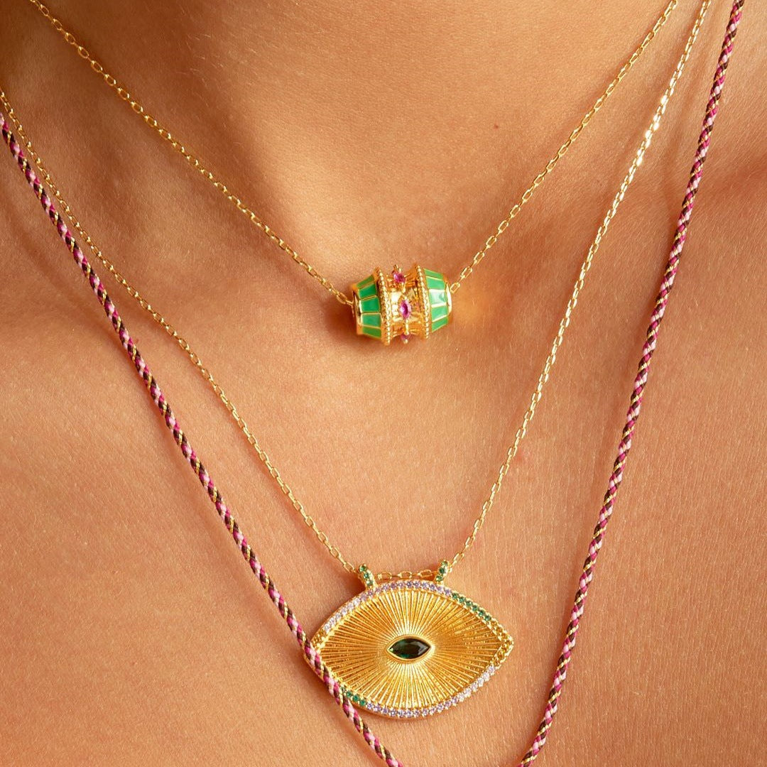 Collana con pendente a tamburo geometrico intrecciato con finitura in oro 18K placcato sottovuoto, regalo unisex per San Valentino