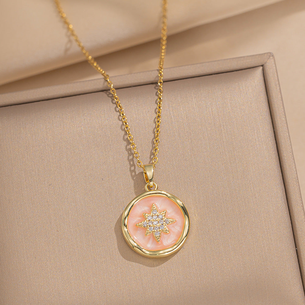 Collana da donna a forma di esagramma minimalista a conchiglia smaltata in zirconia, in acciaio al titanio, con catena a maglia ovale