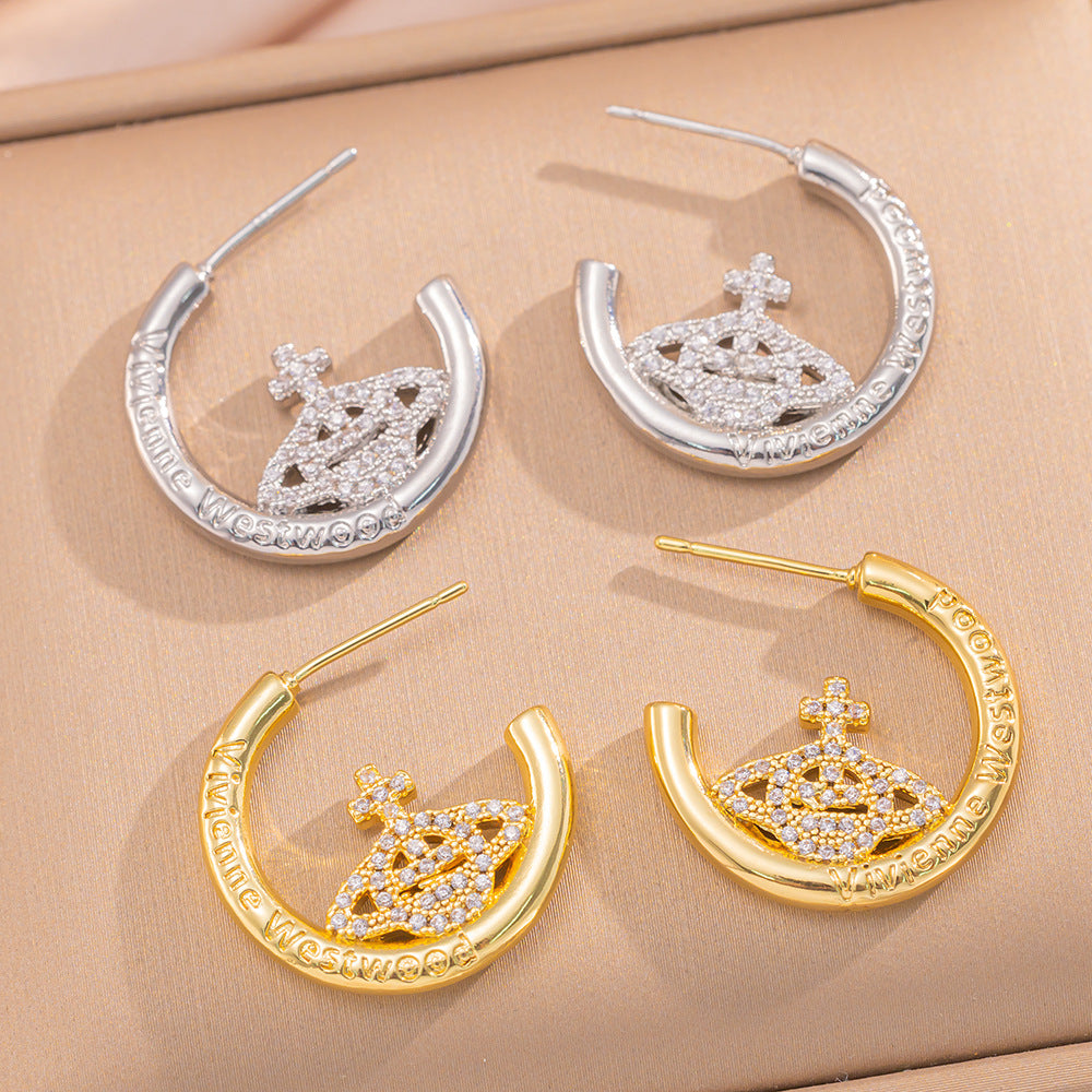 Minimalist C-Shaped Geometric Earrings for Women in Brass with 18K Gold Plating, Hypoallergenic Fashion Ear Studs