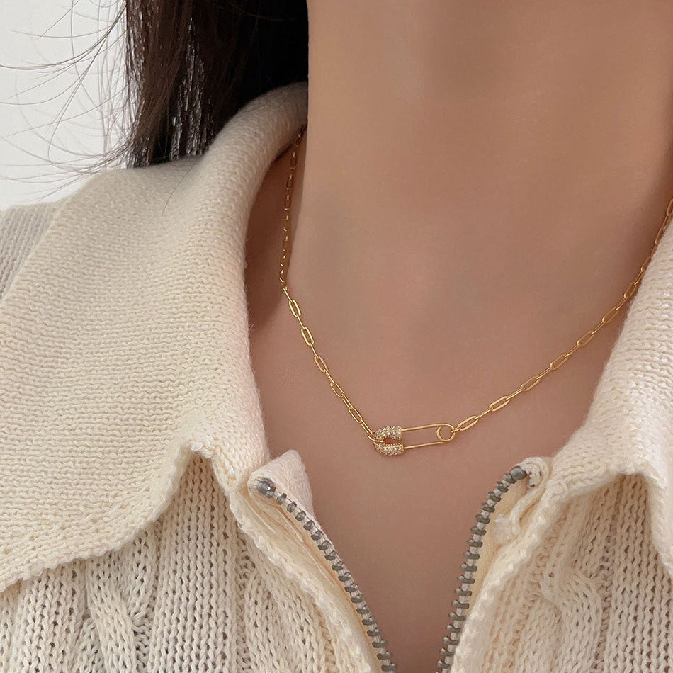 Collana da donna a spilla da balia geometrica placcata oro in argento sterling 925, stile minimalista