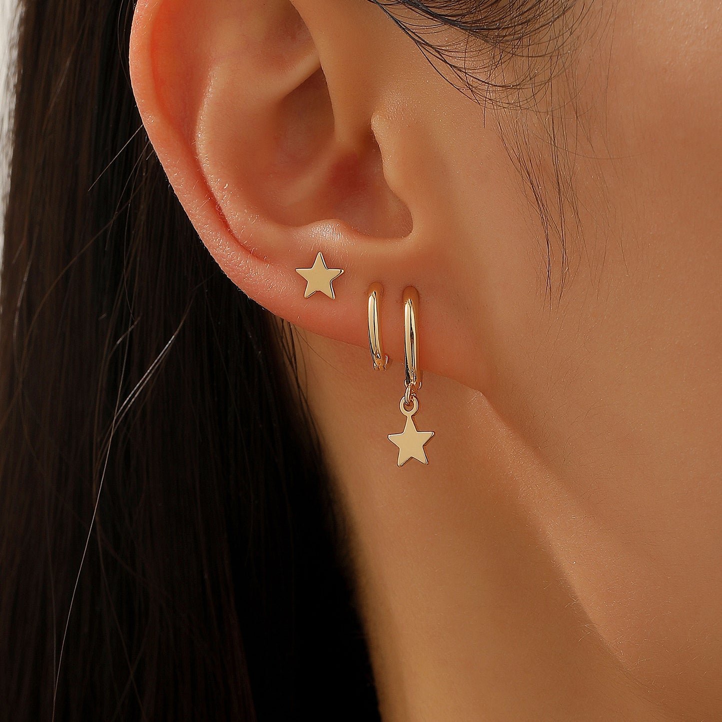 Orecchini Asimmetrici a Stella e Forma Geometrica con Zirconi, Base in Rame Galvanizzato, Perni in Oro 14K, Accessorio Moda Unisex
