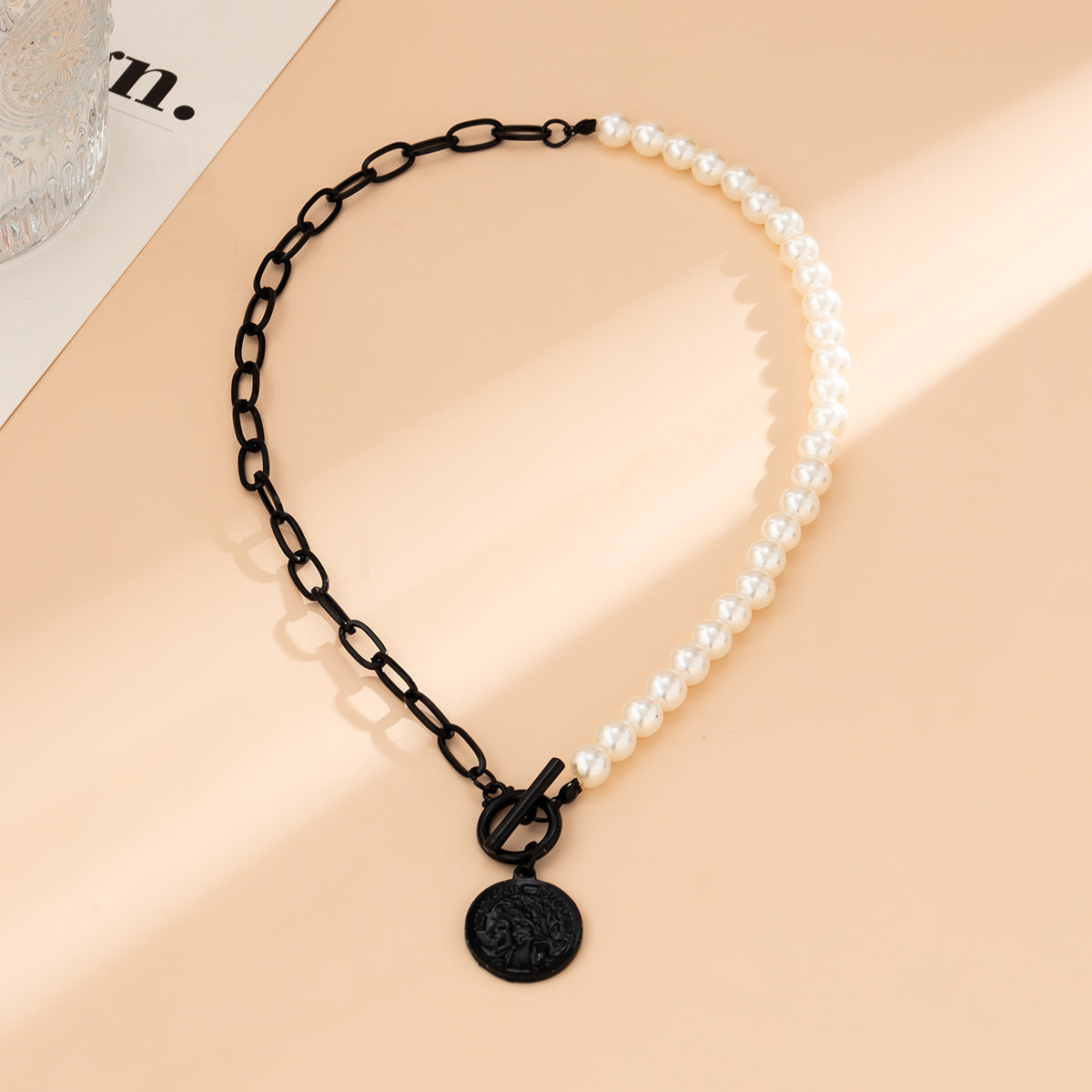 Collar Asimétrico de Perlas Sintéticas y Estrellas para Mujer, Dulce y Atrevido, con Dije de Aleación Galvanizada y Cadena de Perlas Multicapa