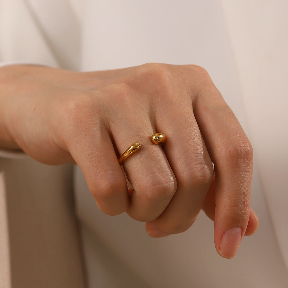 Minimalist French-Style Geometric Titanium Steel Ring with 18K Gold Plating for Women