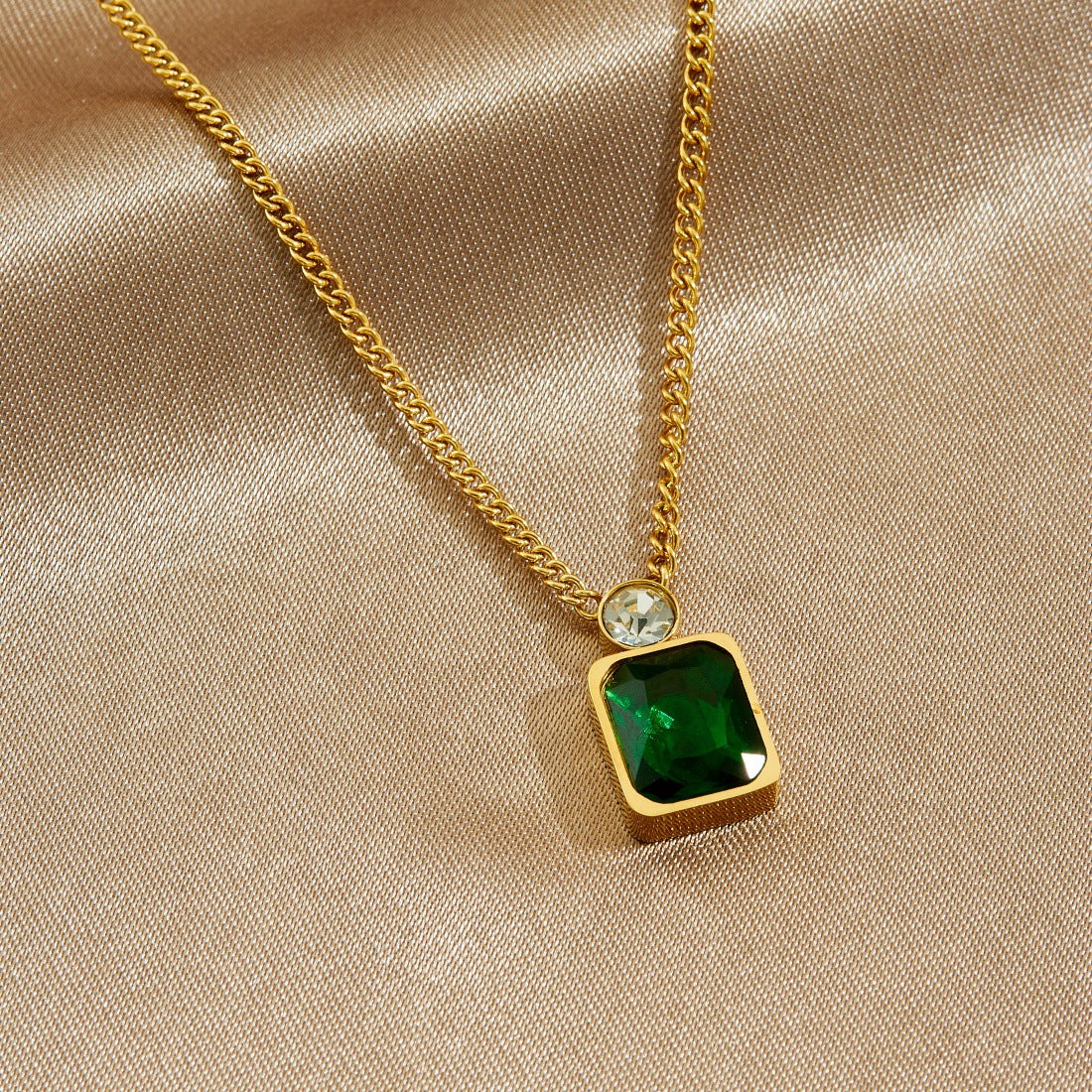 Minimalist Gold Plated Square Geometric Rhinestone Inlay Stainless Steel Pendant Necklace for Women