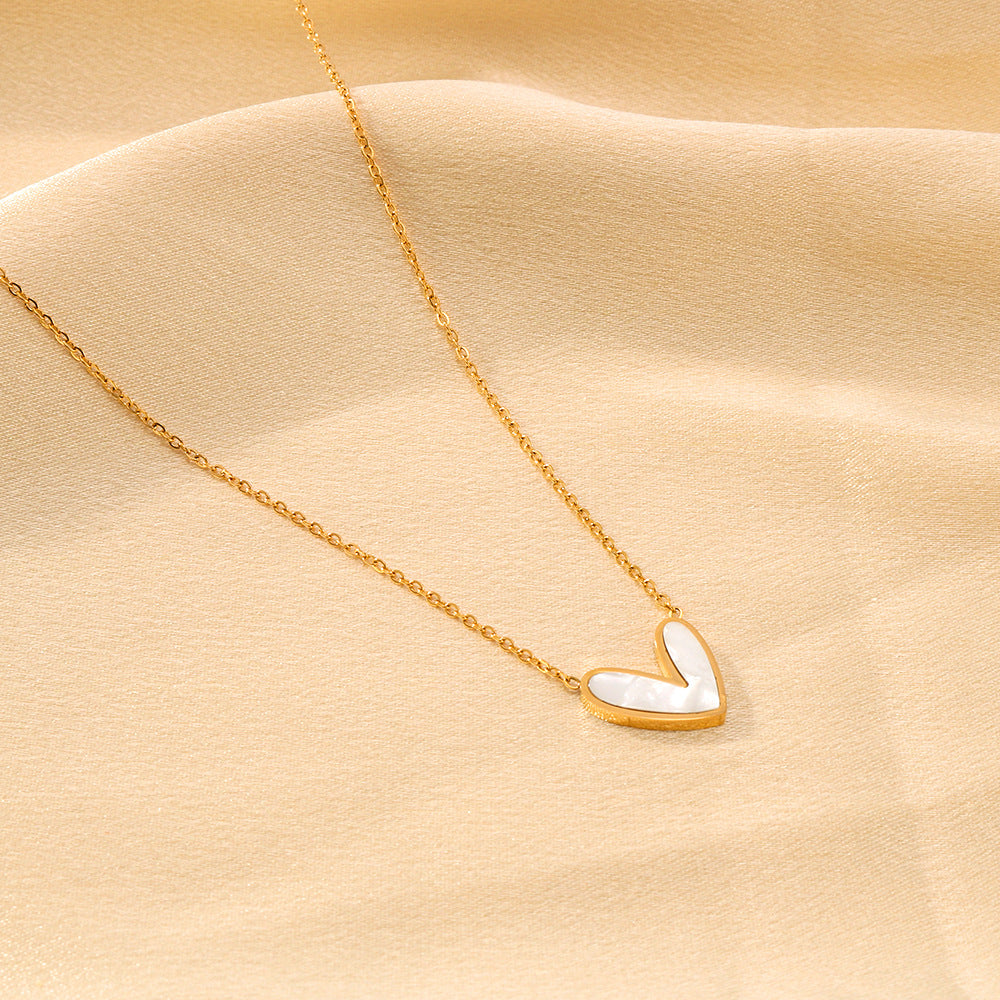 Asymmetrical Heart-Shaped Pendant Necklace in Titanium Steel with 18K Gold Plating for Women, Hypoallergenic and Tarnish-Resistant