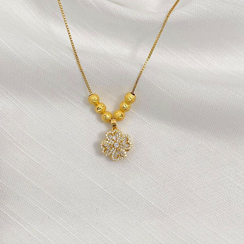 Original Design Irregular Pendant Necklace for Women in Titanium Steel with Plated Gold Finish