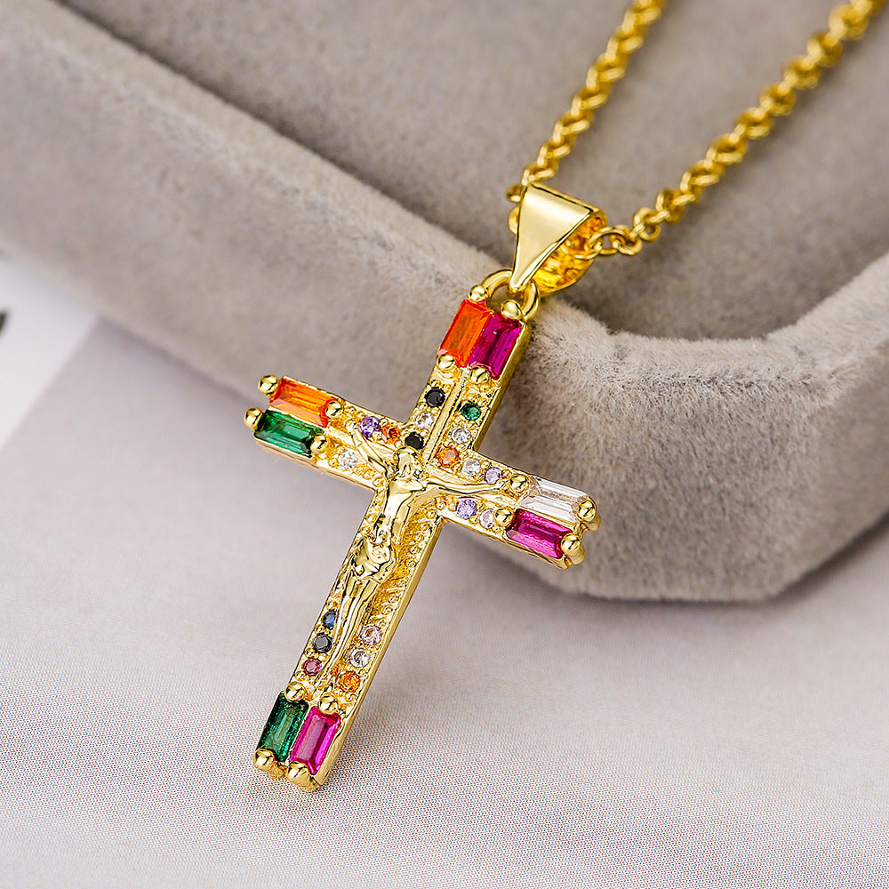 Collana con ciondolo geometrico da donna in rame con placcatura in vero oro e intarsio in zirconi, catena a medaglione minimalista alla moda