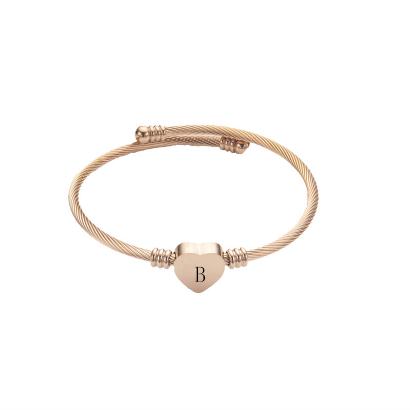 Pulsera ajustable abierta con alambre de acero inoxidable y letra o corazón con acabado pulido