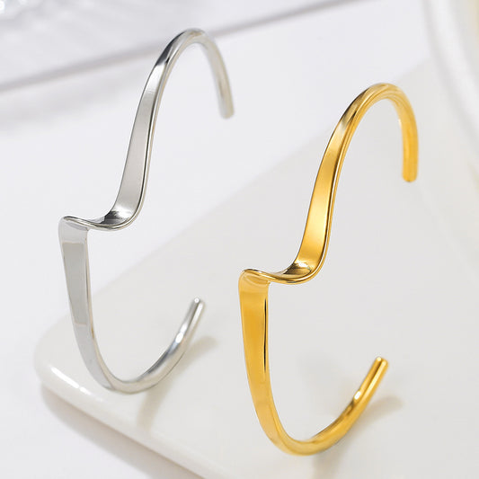 Pulsera de Acero Inoxidable para Mujer con Diseño Geométrico, Patrón de Onda Minimalista y Acabado Bañado