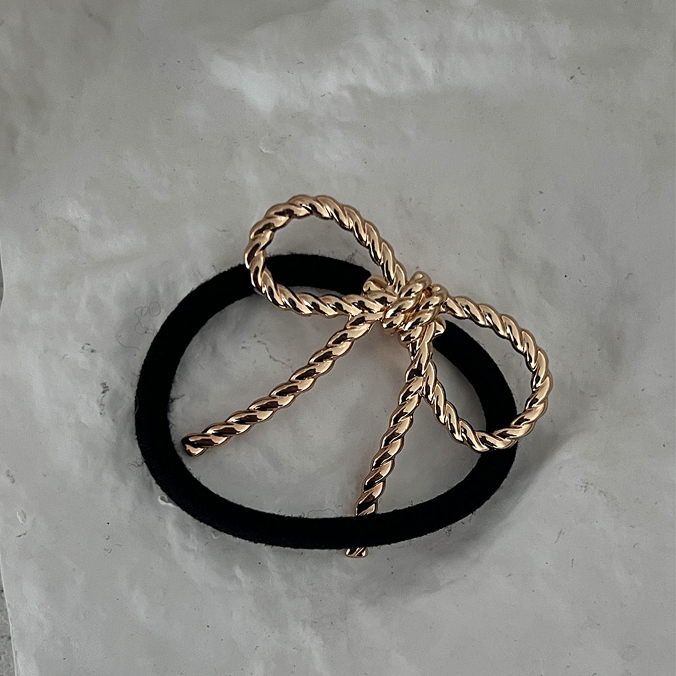 Fermaglio per Capelli Minimalista in Lega e Perle con Finitura Galvanica