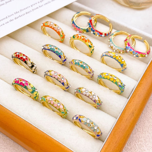 Anello in lega placcato oro con design floreale e cavo, elegante e di lusso, per donna