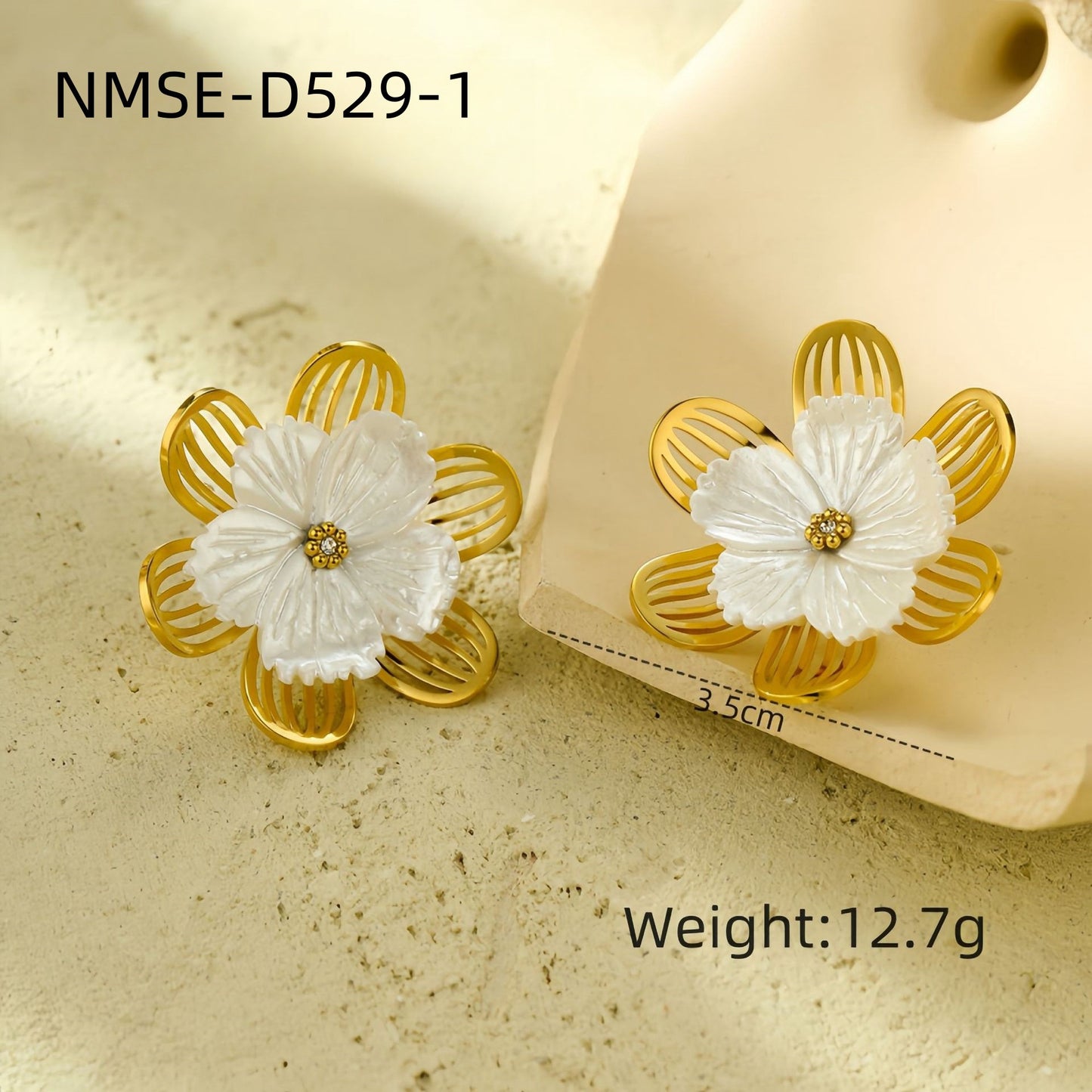 Elegantes Pendientes de Perlas de Acero Inoxidable con Forma Geométrica y Baño de Oro para Mujer