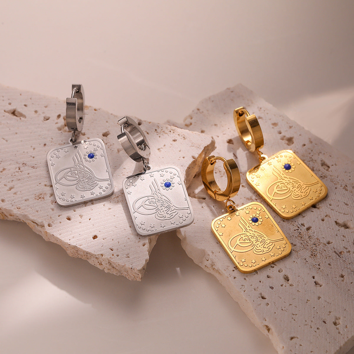 Orecchini da donna Minimalisti Geometrici Quadrati Tarocchi in Acciaio al Titanio con Placcatura in Oro Vero
