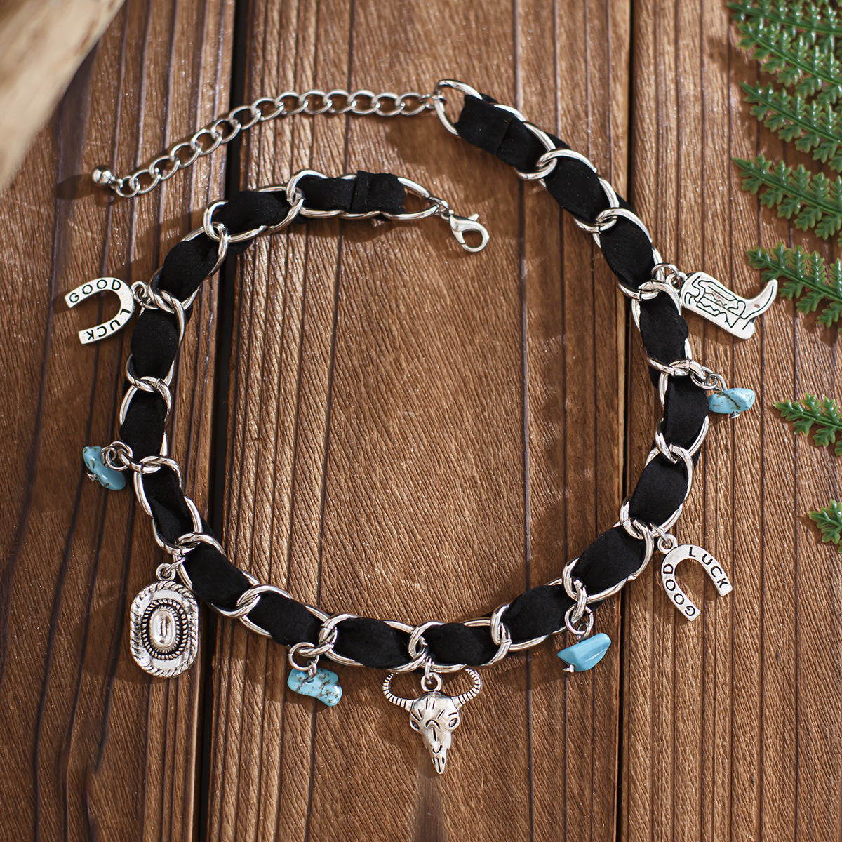 Collana pendente con toro bohémien vintage in lega placcata per donna