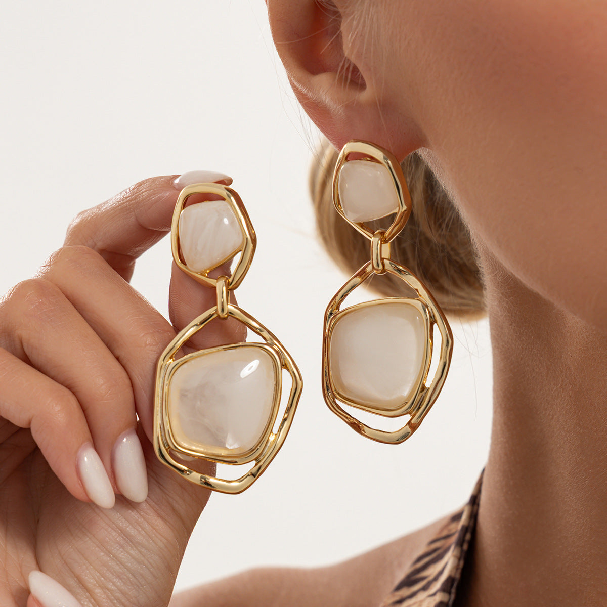 Fashion Geometric Abstract Zinc Alloy Plated Earrings for Women
