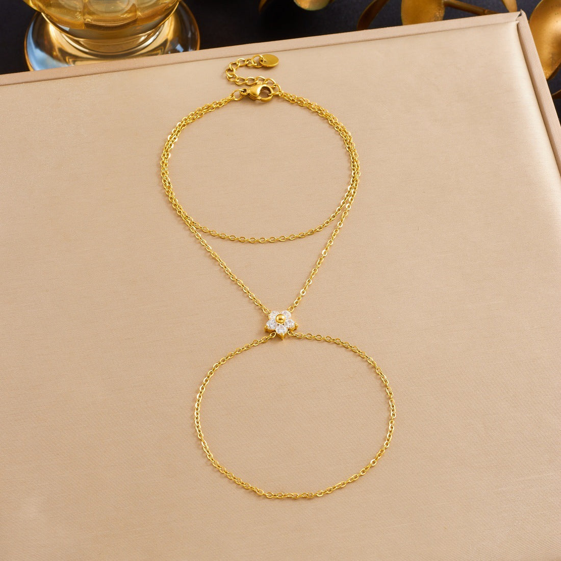 Minimalist Gold Plated Stainless Steel Floral Rhinestone Chain Bracelet for Women