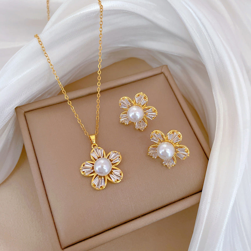 Luxury Fresh and Sweet Plated Brass Zircon Micro-Pave Earrings and Necklace Set