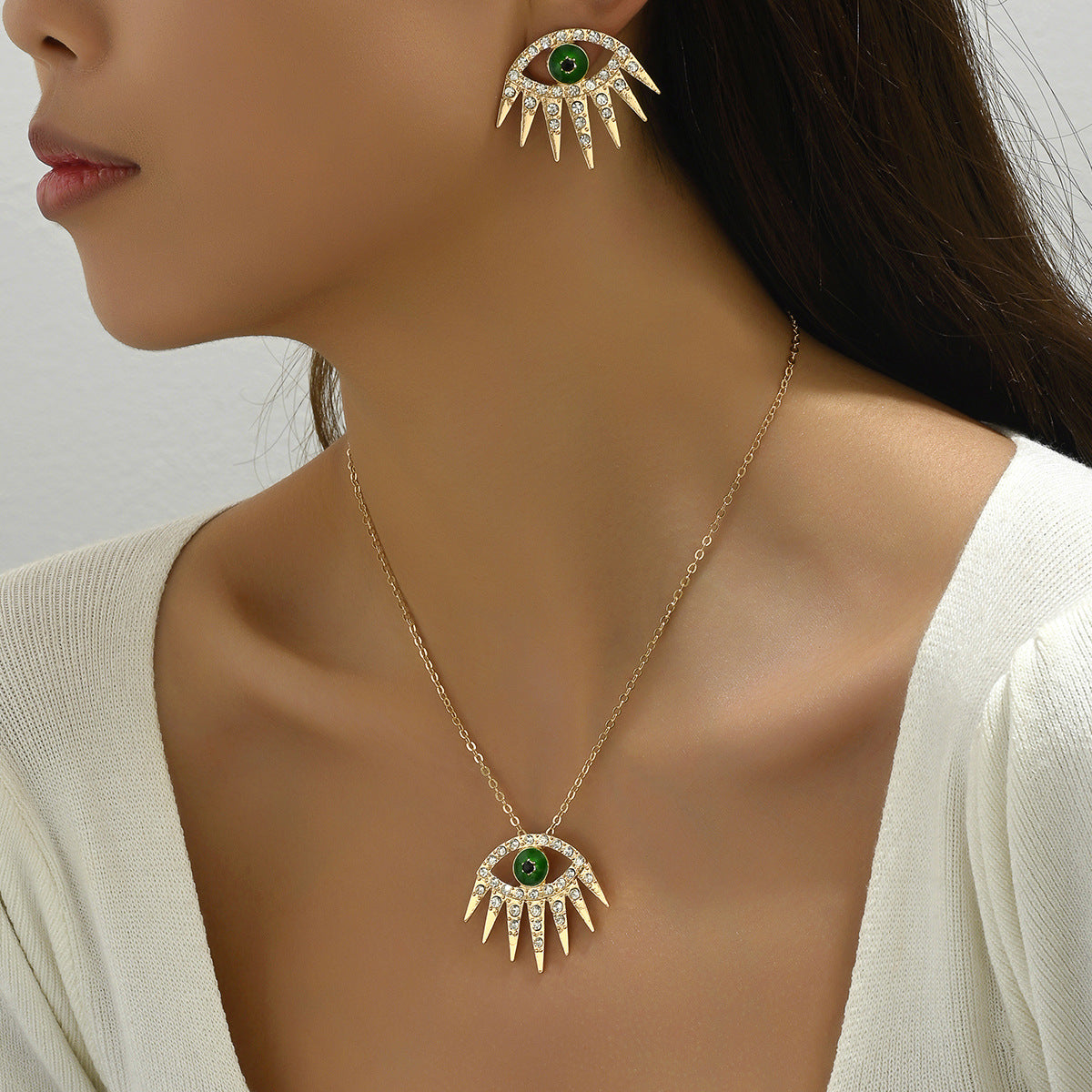 Conjunto de collar con colgante de ojo turco estilo Hip Hop y pendientes de tuerca de aleación con incrustaciones de diamantes de imitación para mujer