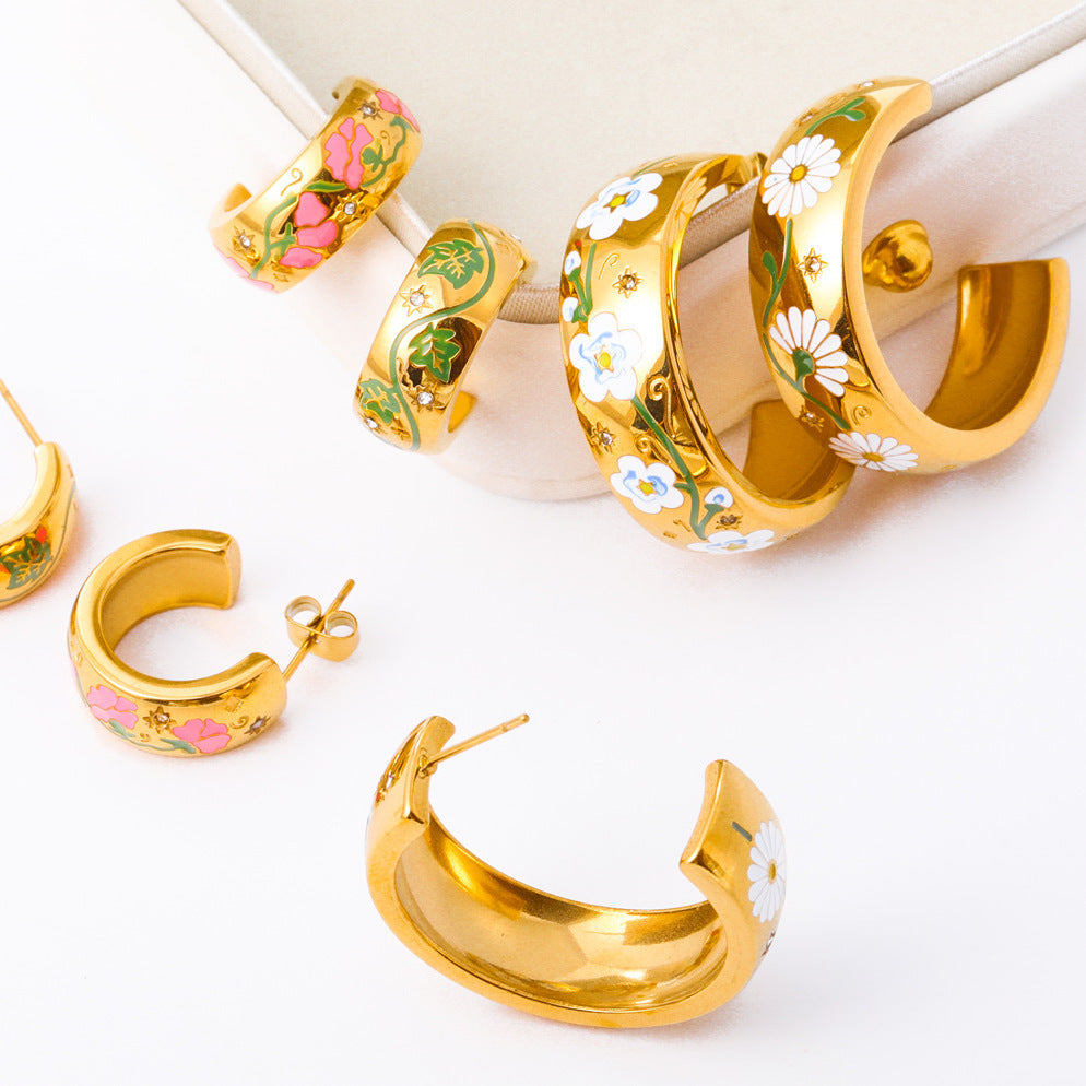 Vintage Floral Rose-Shaped Earrings in Stainless Steel with Gold Plating for Women