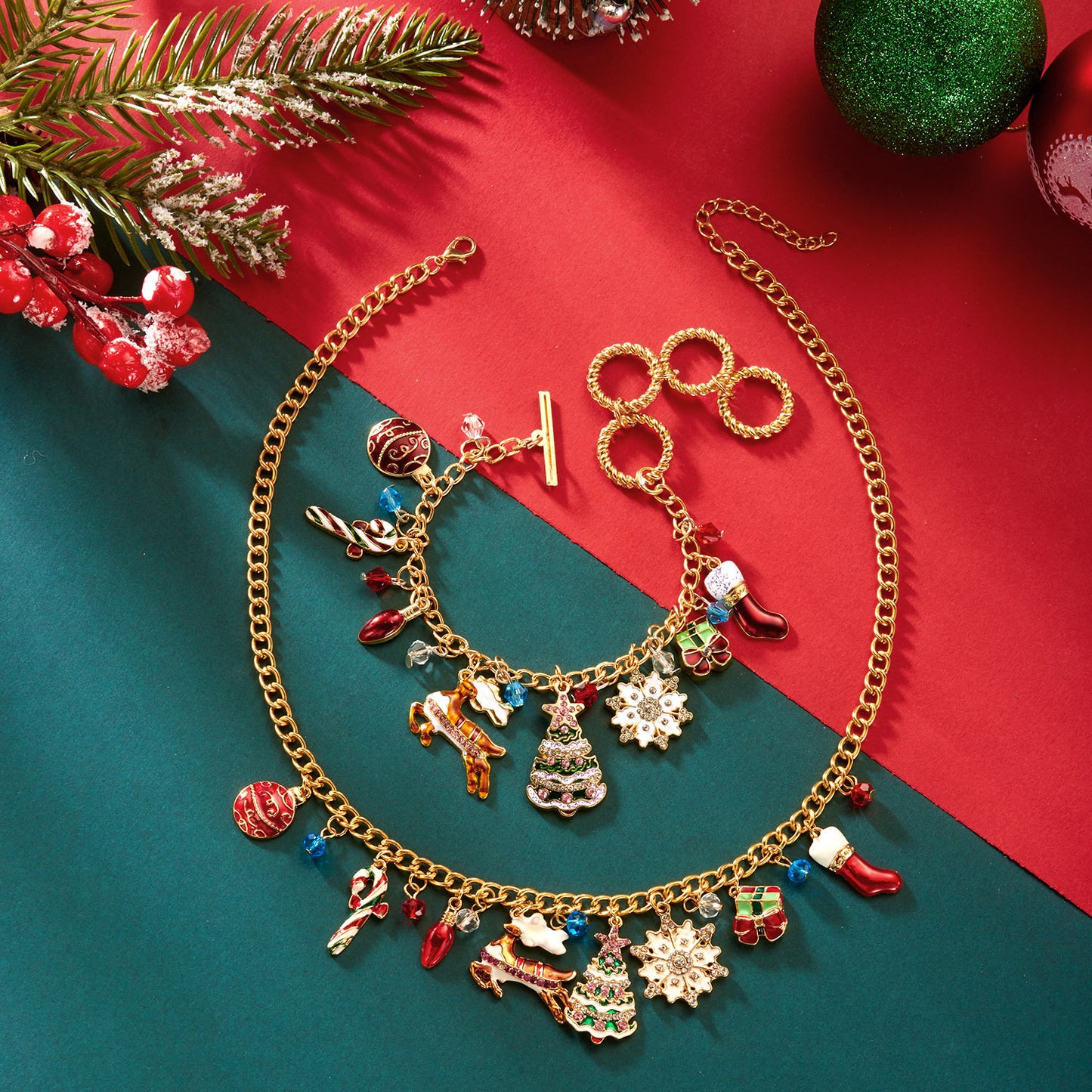 Dulce y Atrevido Set de Colgantes Navideños con Dijes de Copo de Nieve, Ciervo, Muñeco de Nieve y Árbol, Cadena Electrochapada de Aleación de Zinc, Joyería Unisex