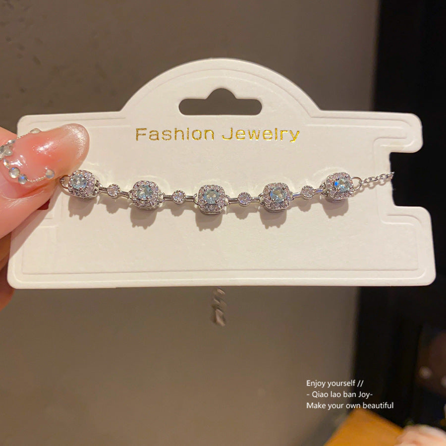 Elegant Round Geometric Brass Bracelet with Cubic Zirconia Inlay for Women