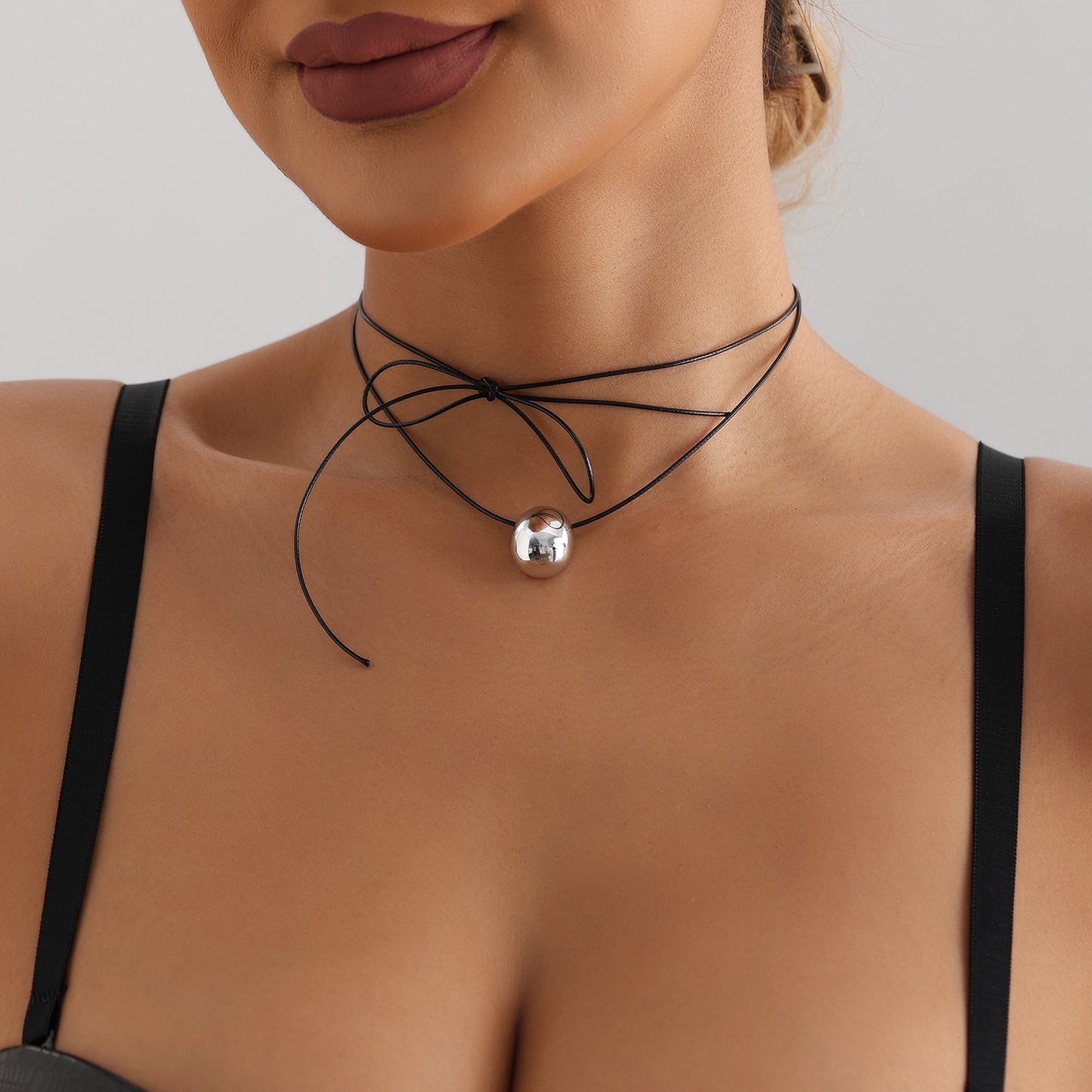 Geometric Egg-Shaped Choker Necklace for Women with Adjustable Drawstring Wax Cord, Electroplated Finish, Fashionable and Edgy Design