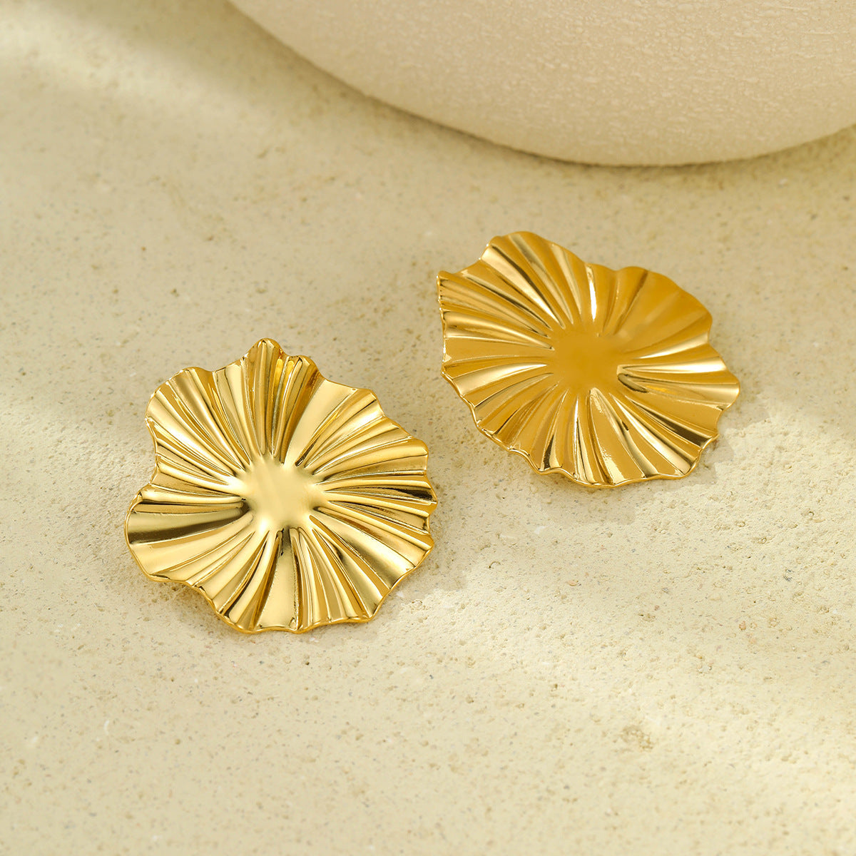 Pendientes de rayas irregulares geométricas vintage para mujer de acero de titanio con chapado en oro de 18 quilates