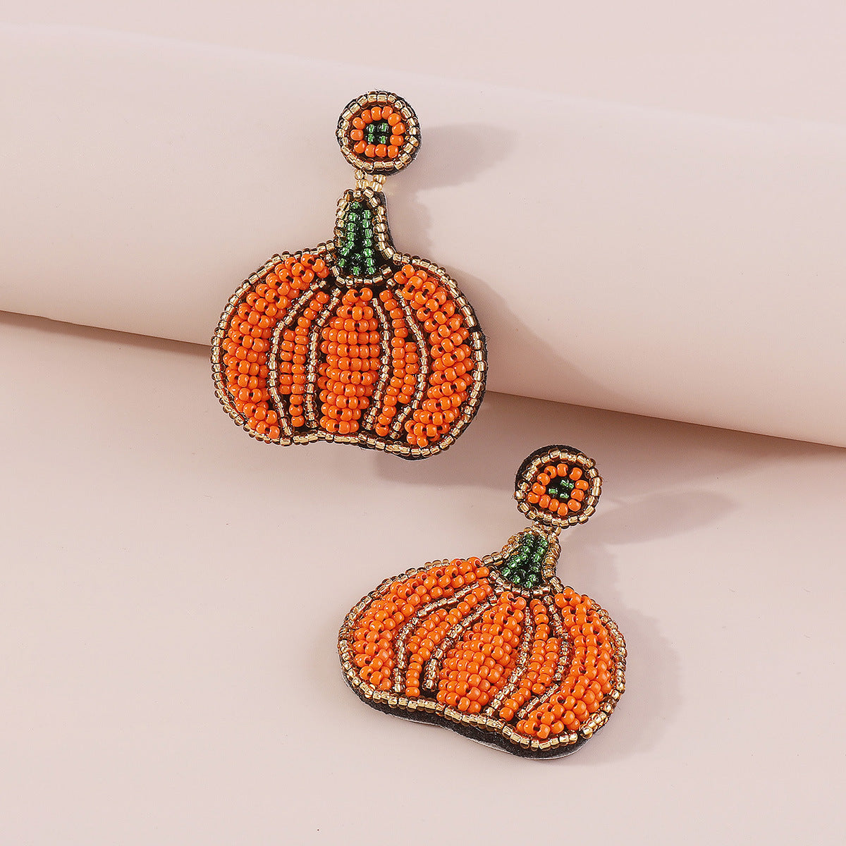 Orecchini geometrici a forma di zucca di Halloween da donna con base in PU e perni in acciaio inossidabile