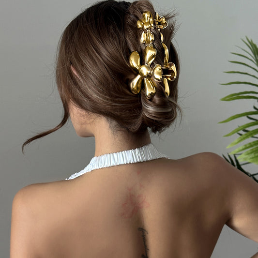 Minimalist Casual Metal Plated Flower Design Hair Claw Clip for Women