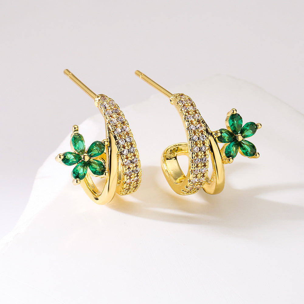 Minimalist Geometric Flower Stud Earrings for Women Made of Copper with 18K Gold Plating and Zircon Inlay