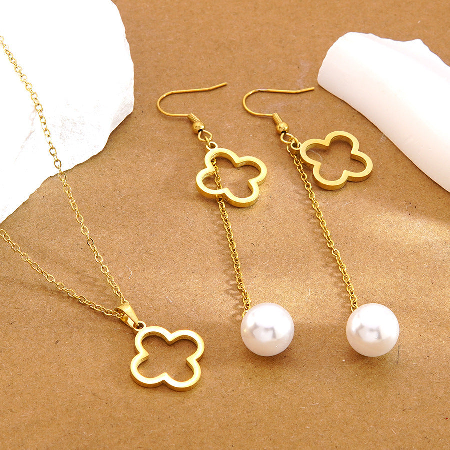 Set di collana e orecchini minimalisti in acciaio al titanio con fiore, perla geometrica e catenina