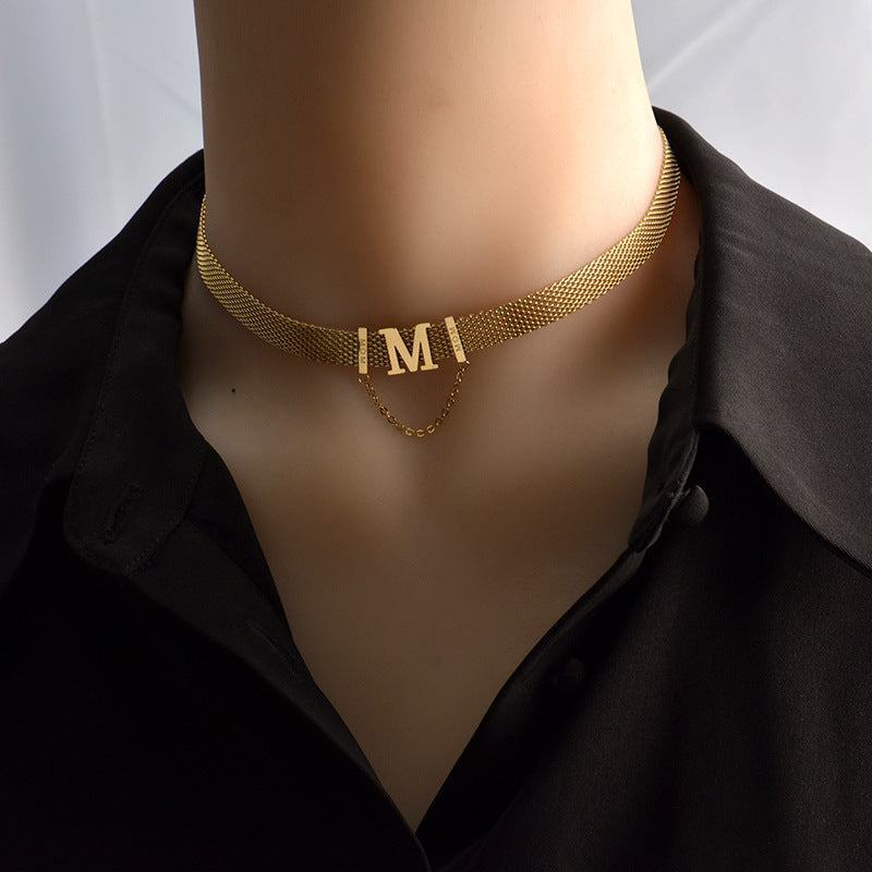 Minimalist M-Shaped Titanium Steel Necklace with Rhinestone Inlay for Women and Men, Fashionable Unisex Pendant Chain