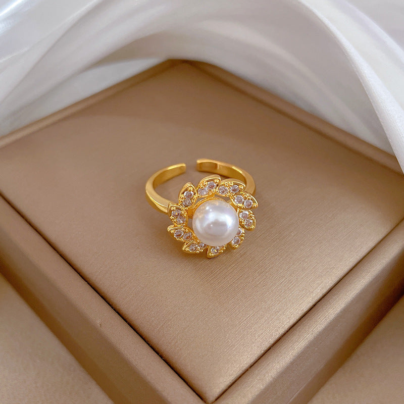 Collana con ciondolo floreale di perle in acciaio al titanio di lusso per donna con strass, catena clavicola minimalista