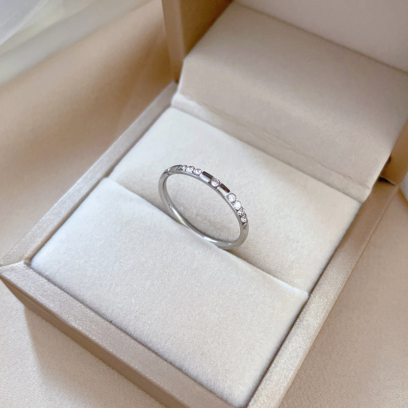 Anello Minimalista in Acciaio al Titanio per Uomo e Donna - Semplice Fascia Lucida per Dito Indice