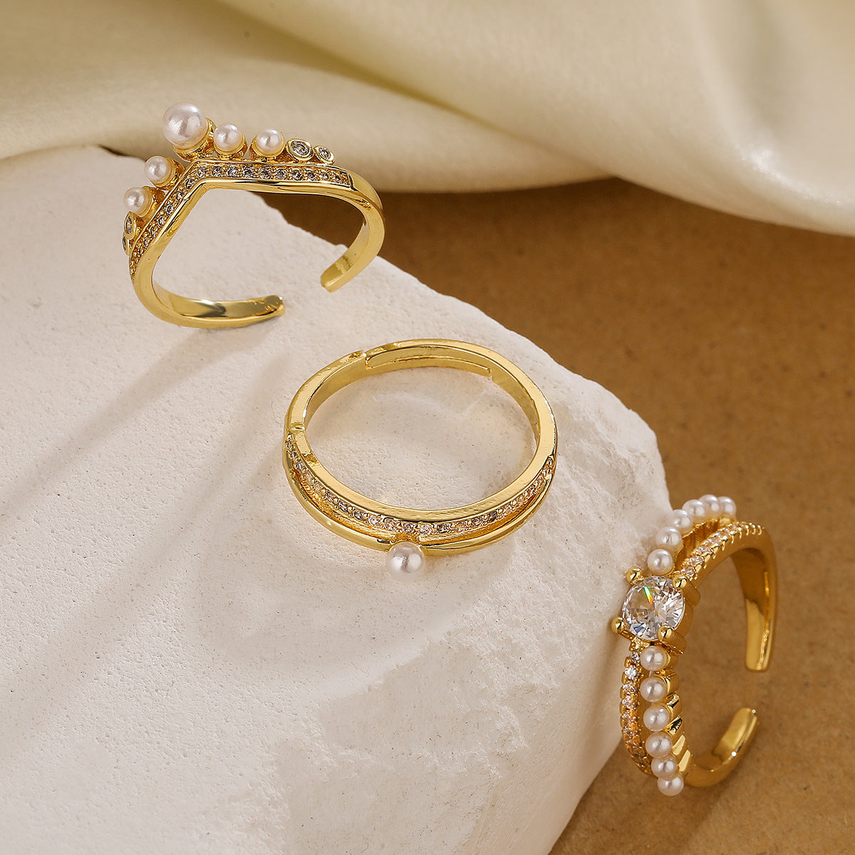 Minimalist Geometric Open Ring for Women Made of Brass with Real Gold Plating and Zircon Inlay and Pearl Accent