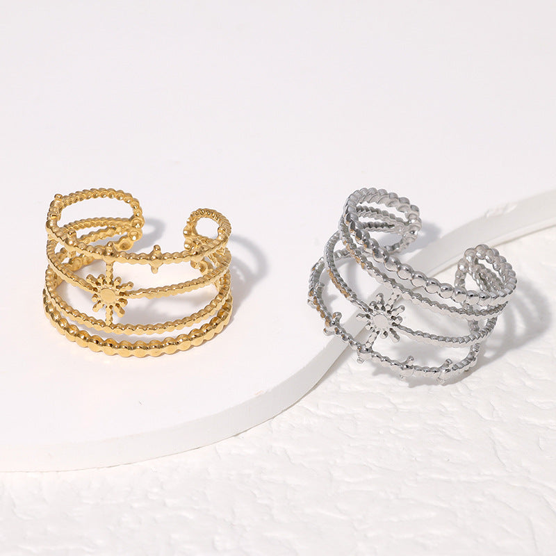 Anello Aperto Minimalista Geometrico in Acciaio al Titanio da Donna con Finitura Galvanizzata e Design dalle Linee Pulite
